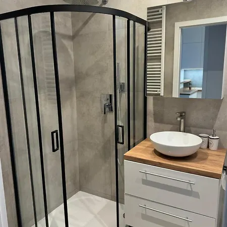 Sky Tower Self Check In 1 Bedroom * Rzeszow